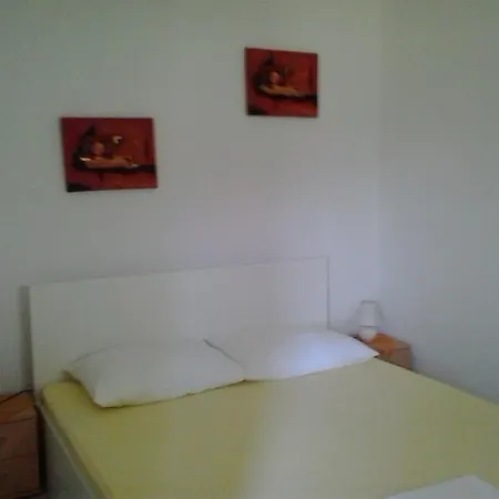 With A Parking Space - 15292 Apartment Novi Vinodolski