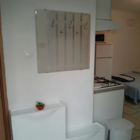 Apartment With A Parking Space - 15292 Novi Vinodolski
